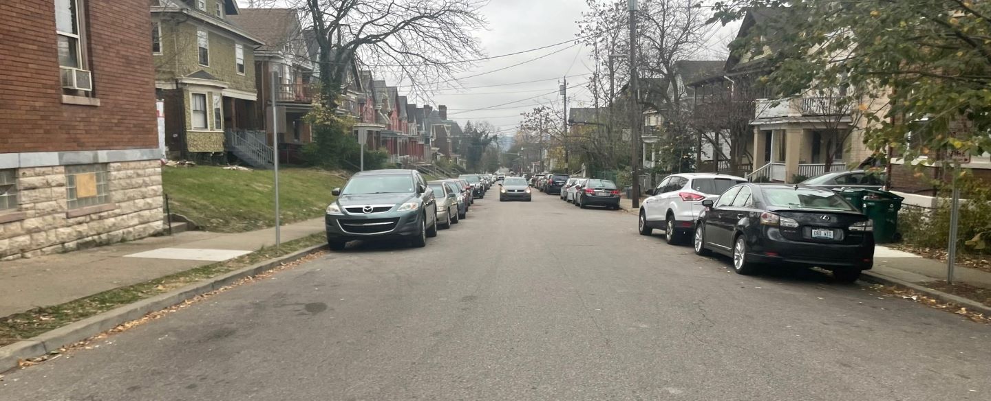 Strattford_Ave_at_McMillan